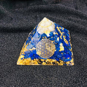 Orgonite-Pyramide-en-Lapis-lazuli